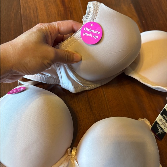 Bundle 3 - Picture 3 of 6